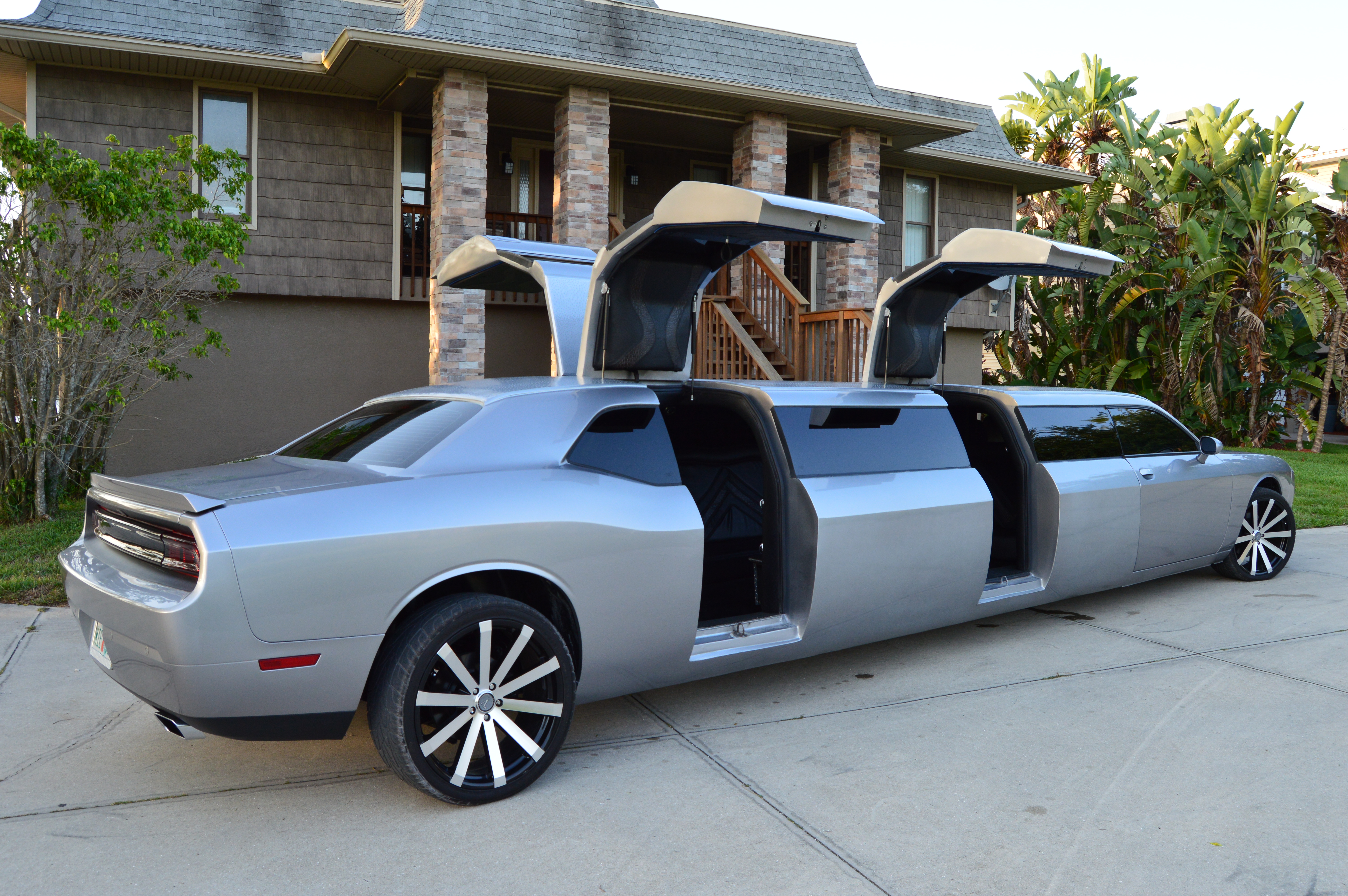 Dodge Challenger Limo | Clean Ride Limo