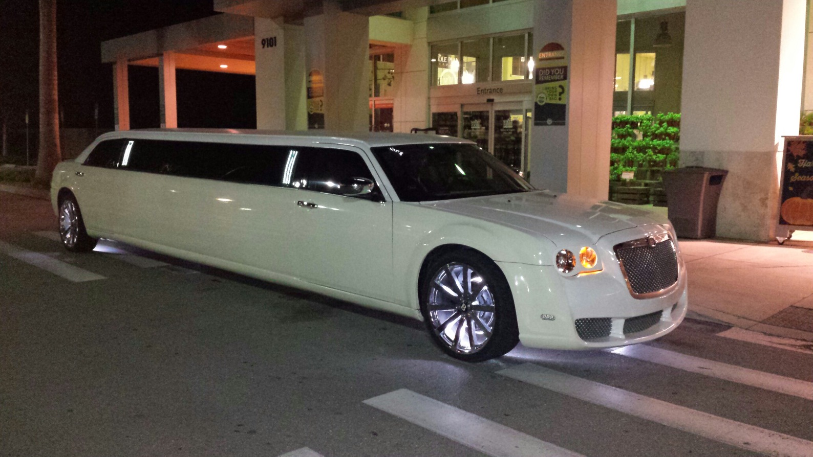 White Bentley Limo Florida