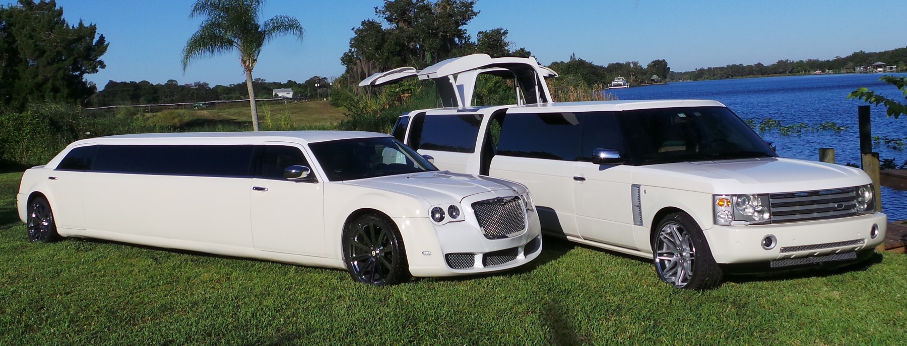 White Bentley and Range Rover Florida